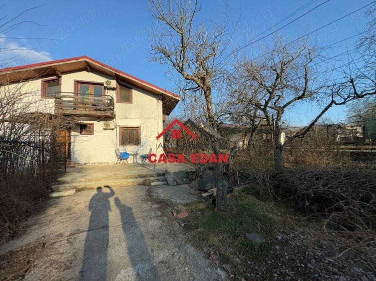 Casă cu 6 camere cu Teren 1521 Mp în Câmpina