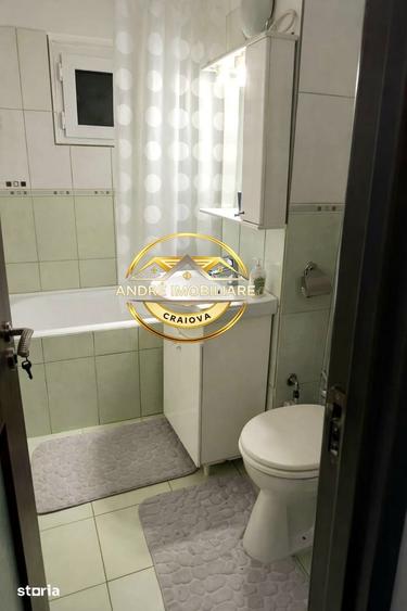Apartament cu 2 camere decomandat în Calea București