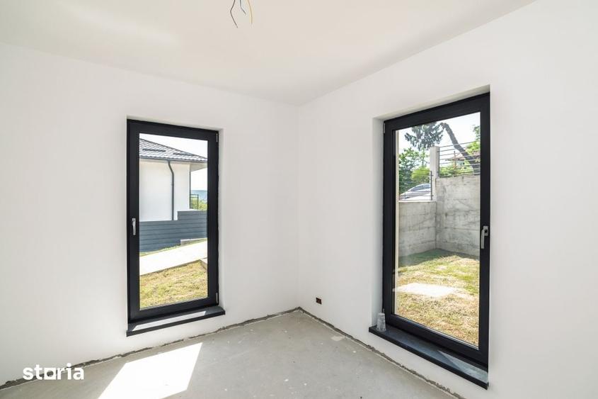 Casă cu 5 camere cu Teren 663 Mp în Mărăcineni