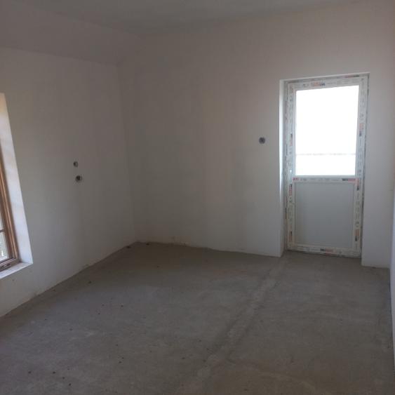 Casă individuală cu 5 camere cu Teren 400 Mp în Vâlsănești