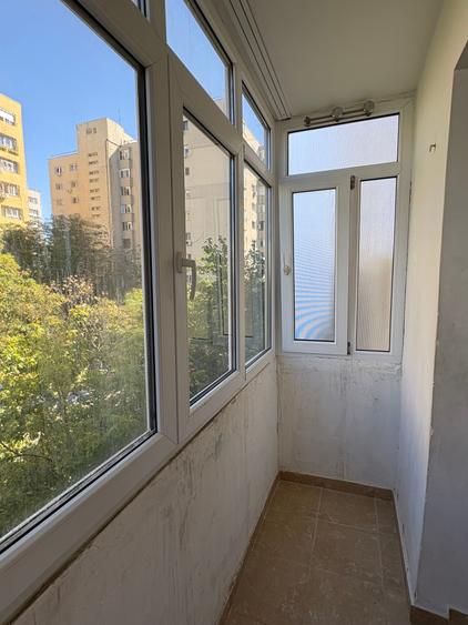 Apartament cu 3 camere decomandat în Ozana