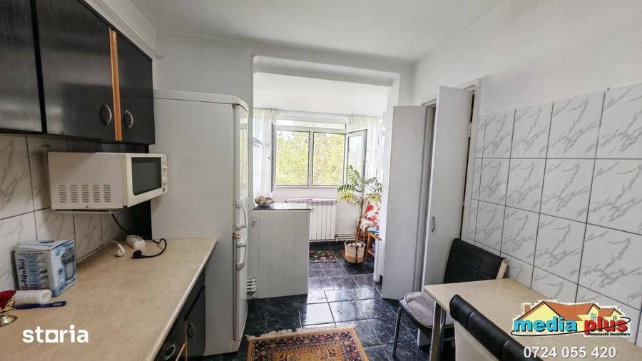 Apartament cu 3 camere decomandat în Țiglina 2