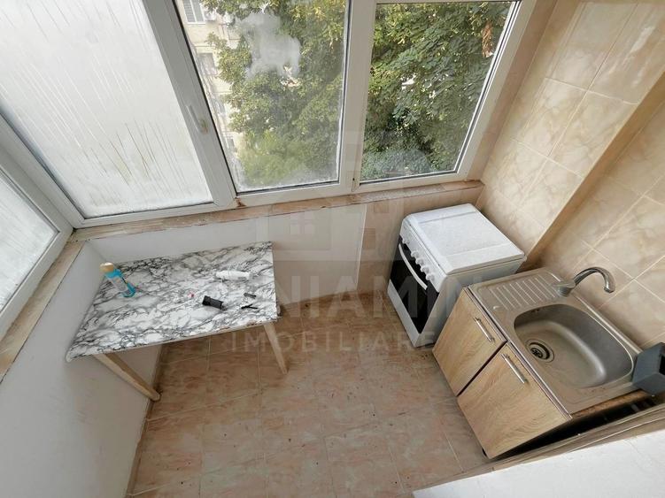 Apartament cu 2 camere decomandat în Gării