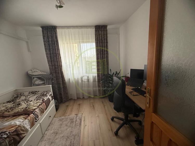 Apartament cu 3 camere semidecomandat, mobilat în Brazda lui Novac
