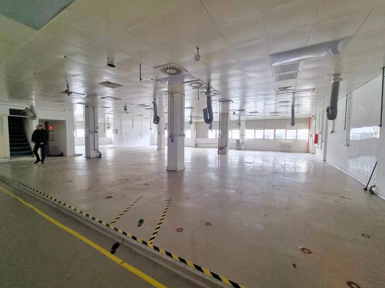 Spațiu comercial, de 2,920 mp, în Dristor