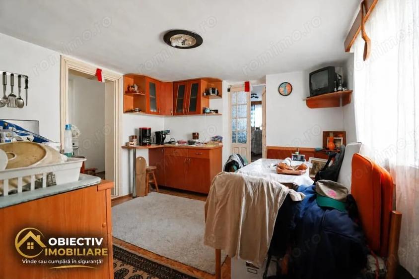 Casă cu Teren 656 Mp în Sărata