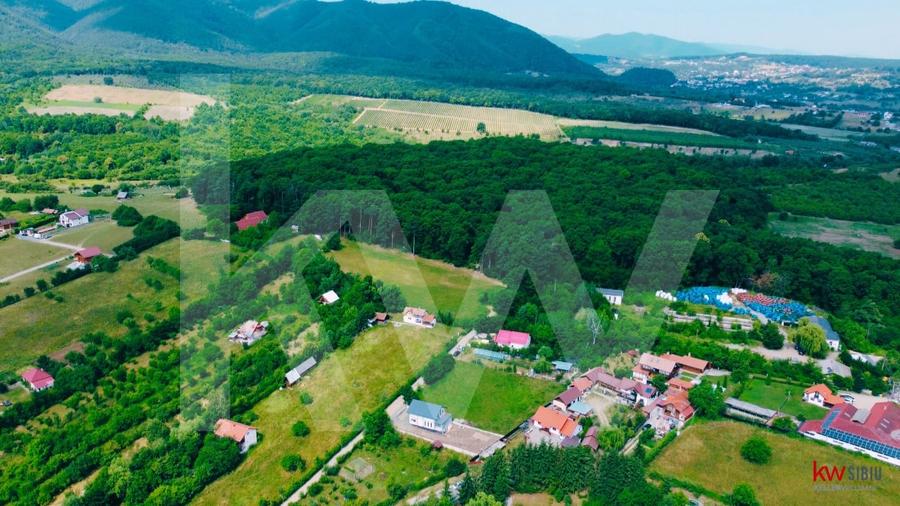 Teren Construcții intravilan de 2000 mp, în Central