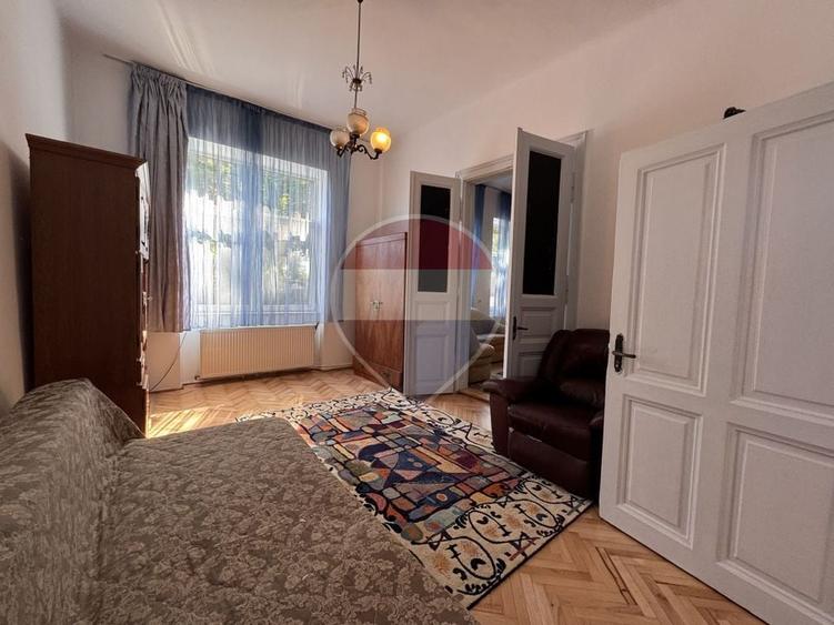 Duplex cu 4 camere cu Teren 130 Mp în Gruia