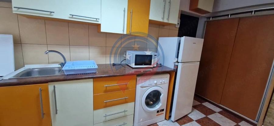 Apartament cu 2 camere semidecomandat în Ultracentral