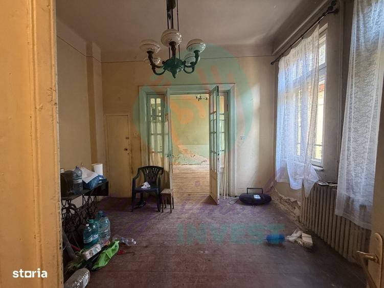 Casă cu 4 camere în Vitan