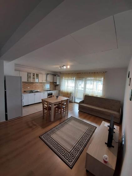Apartament cu 3 camere decomandat în Șelimbăr