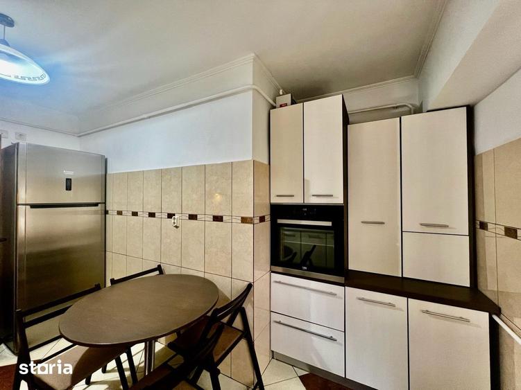 Apartament cu 4 camere decomandat, mobilat în Păcurari