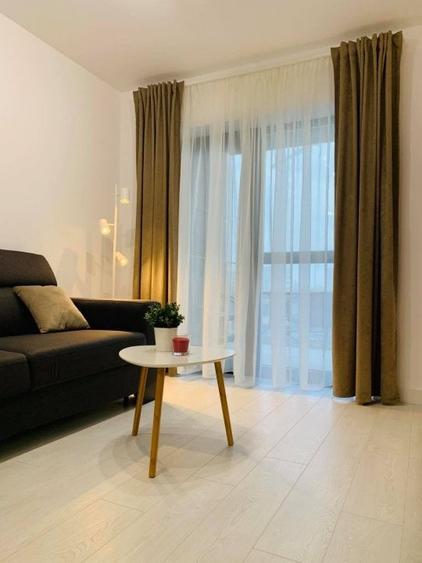Apartament cu 2 camere decomandat, mobilat în P-ta Presei Libere