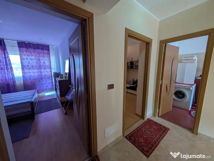 Casă cu 5 camere cu Teren 500 Mp în Lilieci