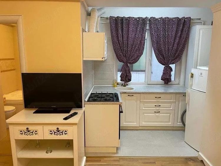Garsonieră semidecomandată în Calea Călărașilor