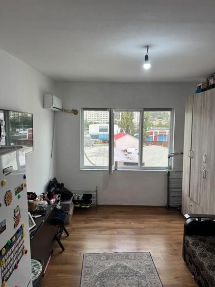 Garsonieră, mobilată în Dacia