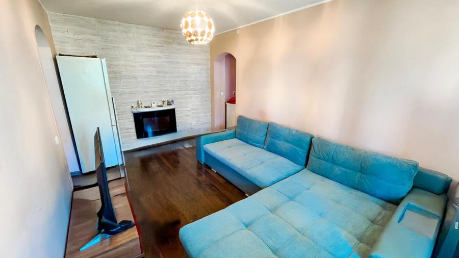 Apartament cu 2 camere decomandat în Micro 20