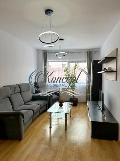 Apartament cu 3 camere semidecomandat, mobilat în Semicentral