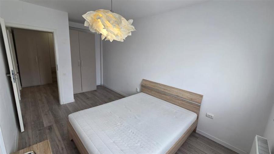 Apartament cu 2 camere semidecomandat în Florești