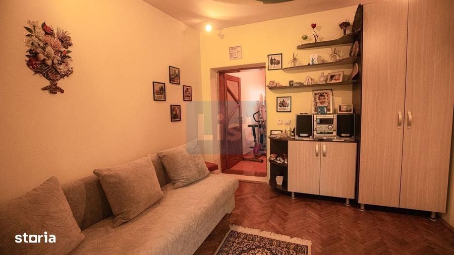 Casă cu 4 camere în Muncitoresc