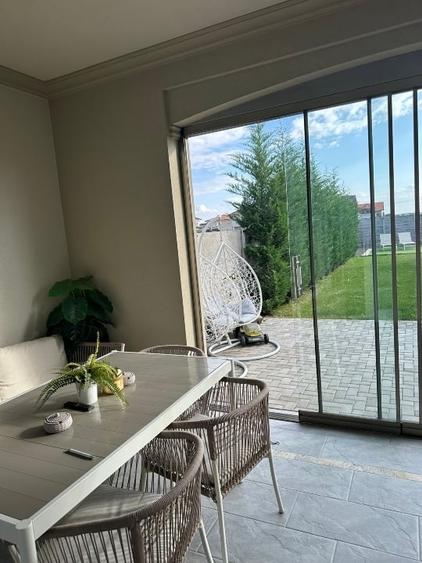 Duplex cu 5 camere cu Teren 350 Mp în Giroc