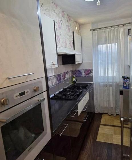Dacia - Lidl - 3 camere - renovat - mobilat -  geam la baie - 6