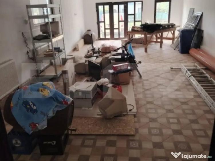 Casă cu 3 camere cu Teren 918 Mp în Central