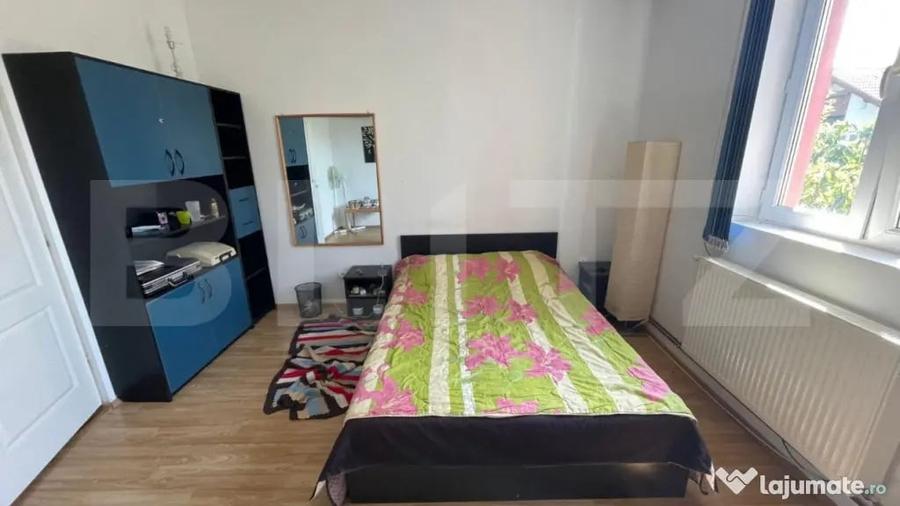 Casă cu 6 camere cu Teren 475 Mp în Olimpia-Stadion