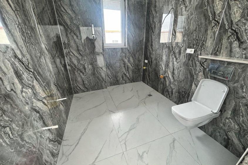 Casă individuală cu 4 camere cu Piscina în Cernica