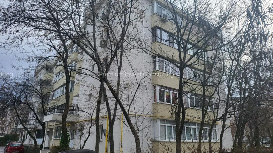 2 camere, decomandat, Nerva Traian, Vitan Mall, etaj 1/4, 10-12 minute Metrou