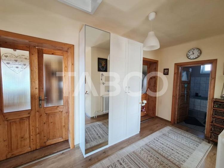 Casă individuală cu 3 camere cu Piscina în Sebeș