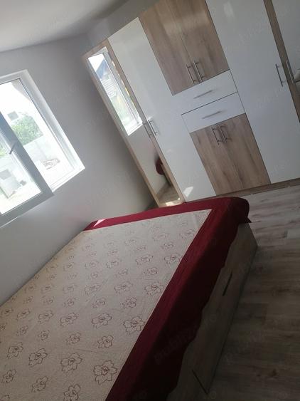 Casă cu 3 camere cu Teren 500 Mp în Cerșani