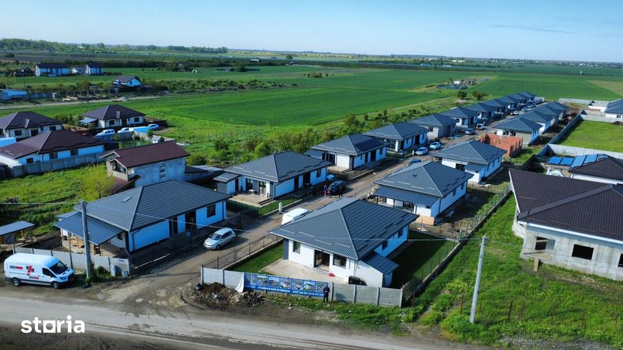 Casă cu 4 camere cu Teren 411 Mp în Clinceni