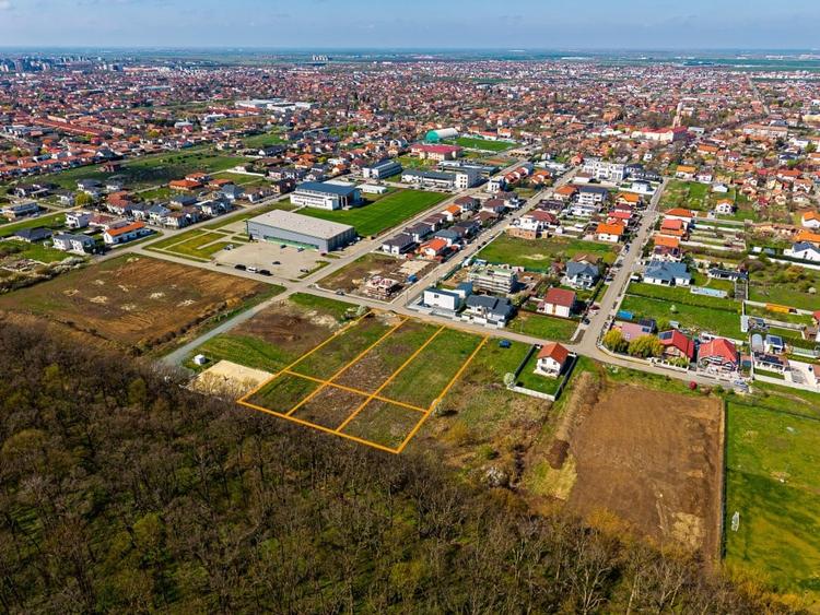 Teren Construcții intravilan de 1787 mp, în Dumbrăvița