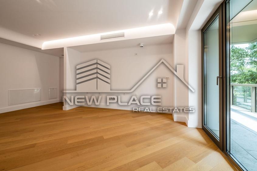 Apartament cu 3 camere decomandat în Pipera