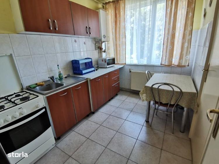 Apartament cu 2 camere decomandat în Tudor