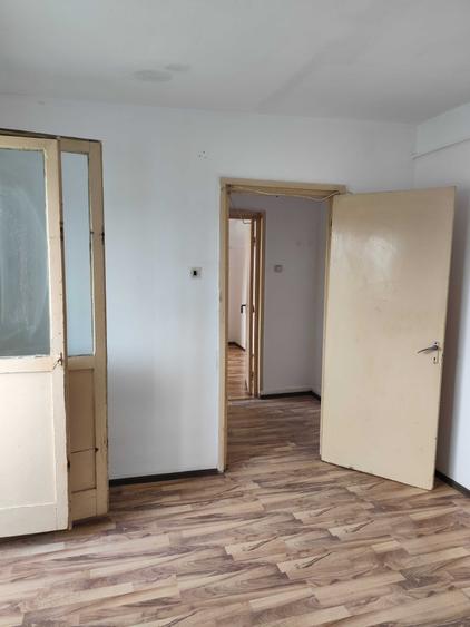 Vand Apartament 2 cam. Rosiorii de Vede - 7