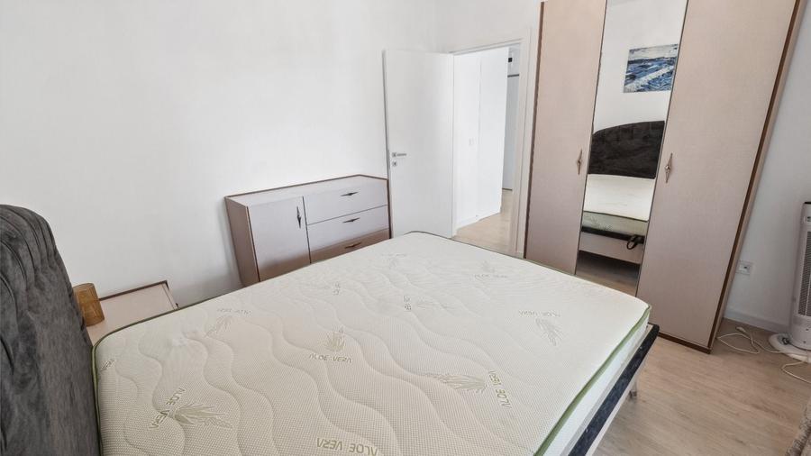 Apartament cu 2 camere semidecomandat, mobilat în Aviației