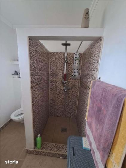 Casă cu 4 camere cu Teren 688 Mp în Central