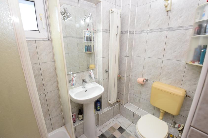 Apartament cu 3 camere semidecomandat în Nicolae Grigorescu