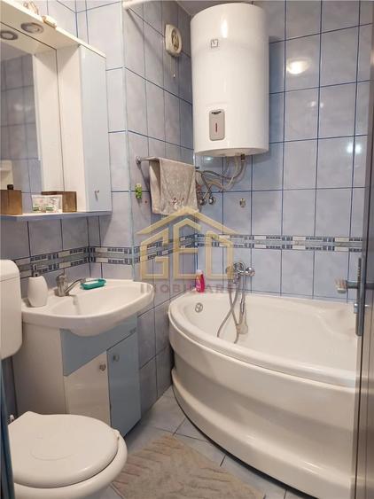 Apartament cu 3 camere decomandat în Nord