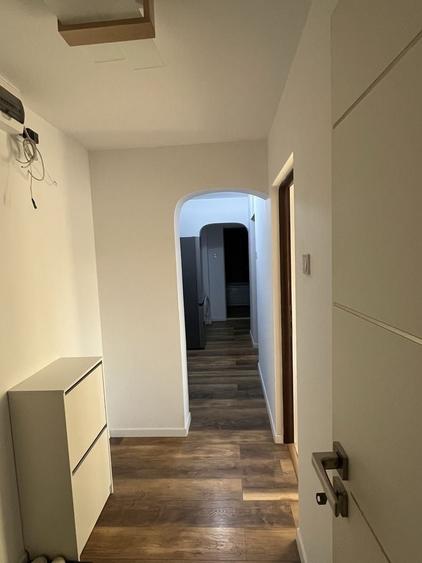 Apartament cu 3 camere decomandat în Gorjului