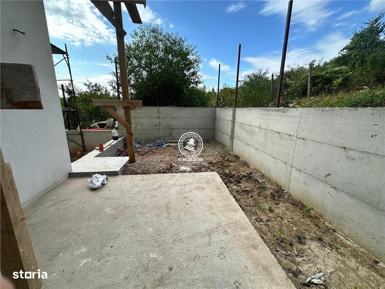 Casă cu 4 camere cu Teren 400 Mp în Tomești