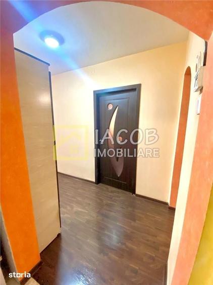 Apartament cu 3 camere decomandate, strada Alecu Russo Bacau - 5