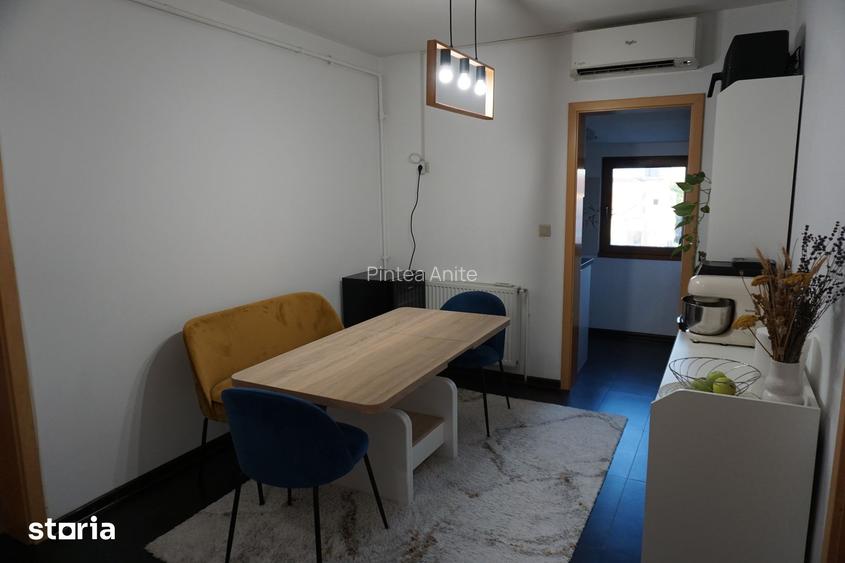 Apartament 2 camere decomandat in zona Pia?a Verde