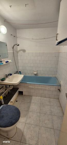 Apartament cu 2 camere decomandat în Sud