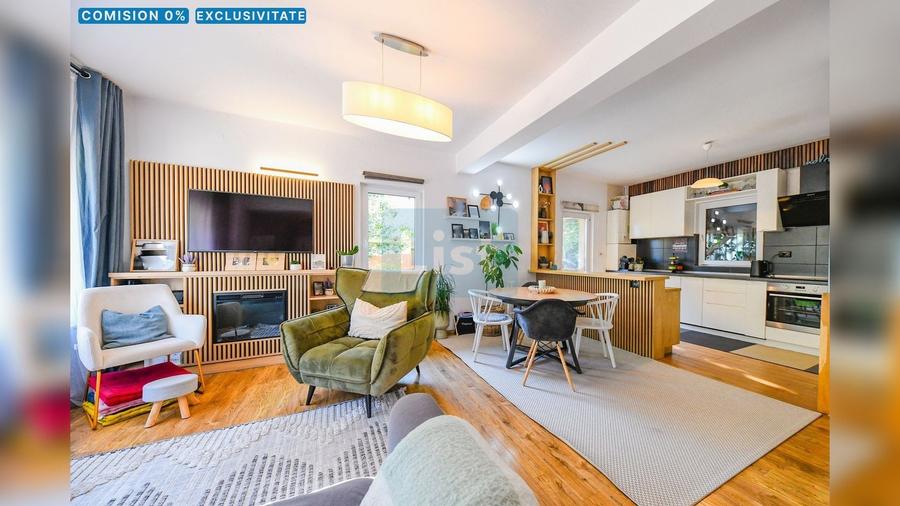 Duplex cu 4 camere cu Canalizare în Florești
