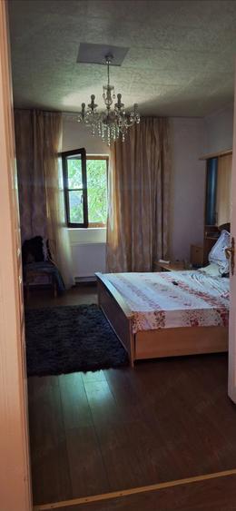 Casă cu Teren 700 Mp în Aradului