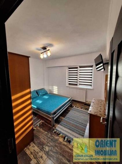 Tomis 3, de inchiriat 3 camere, mobilat, gaze, parcare - 1