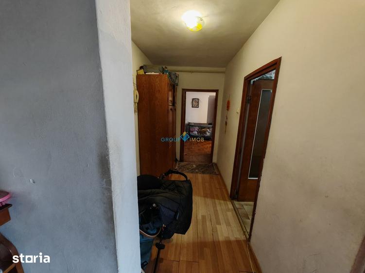 Apartament cu 2 camere decomandat în Banca Națională